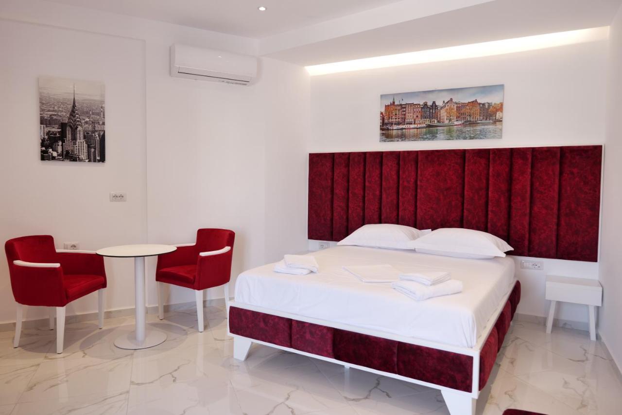 Lumi Hotel Sarande Exterior photo